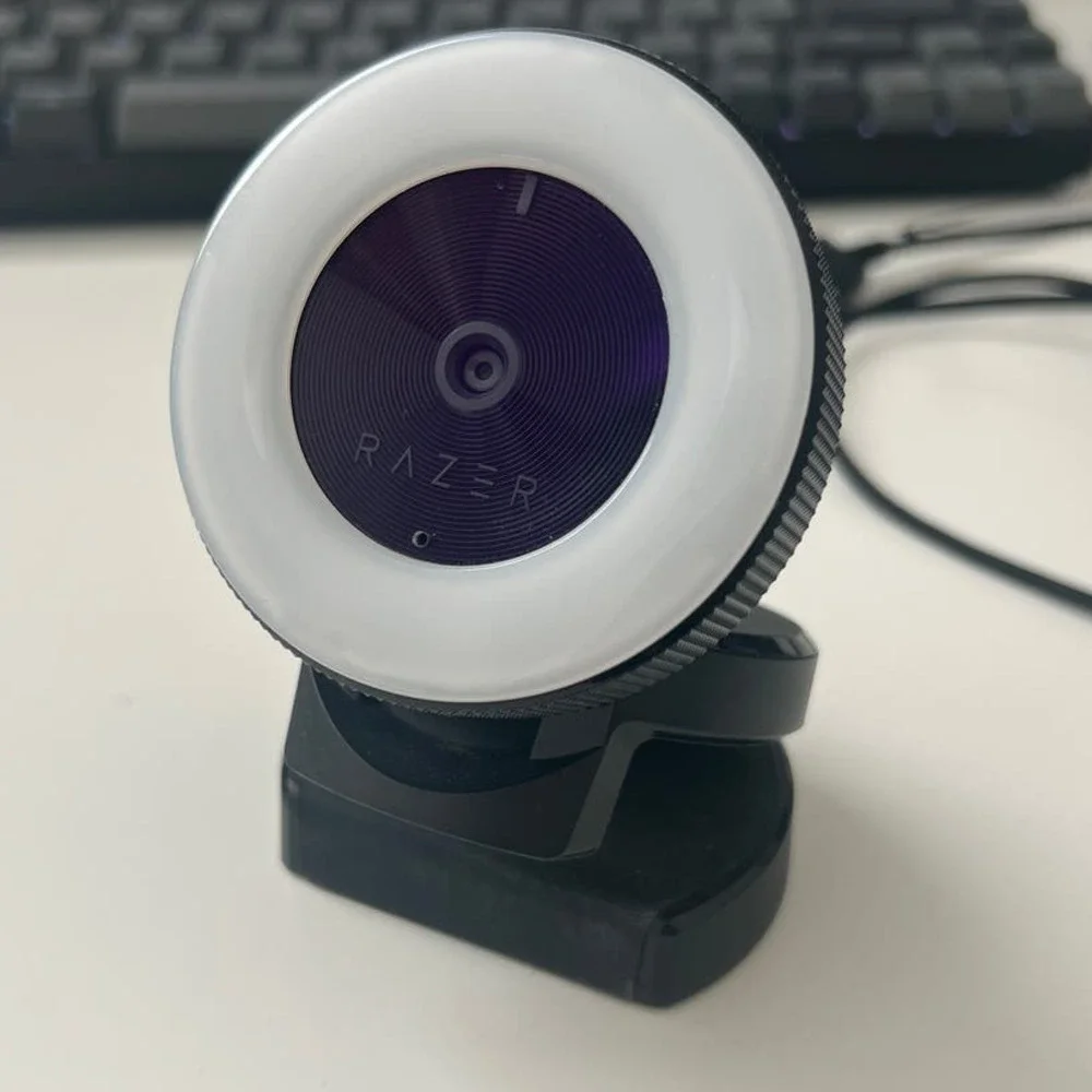 Razer Kiyo USB Streaming Webcam with Adjustable Brightness Ring Light